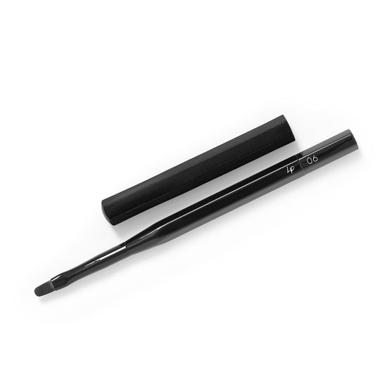 Brush 06